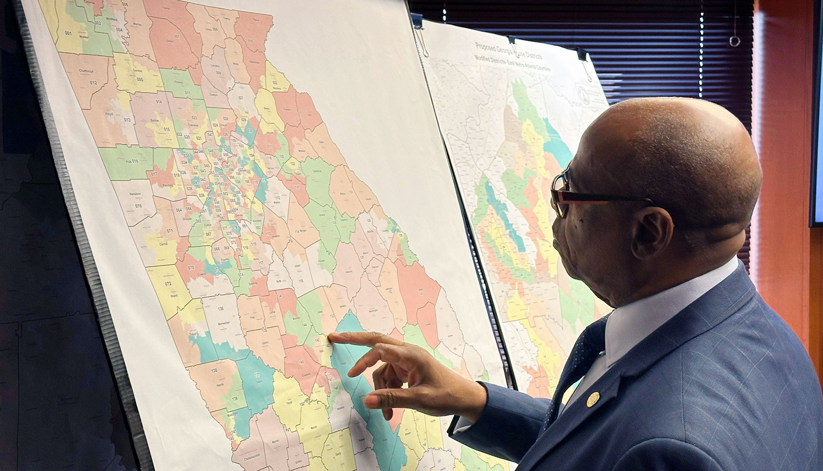 Georgia legislator looks at district map proposal