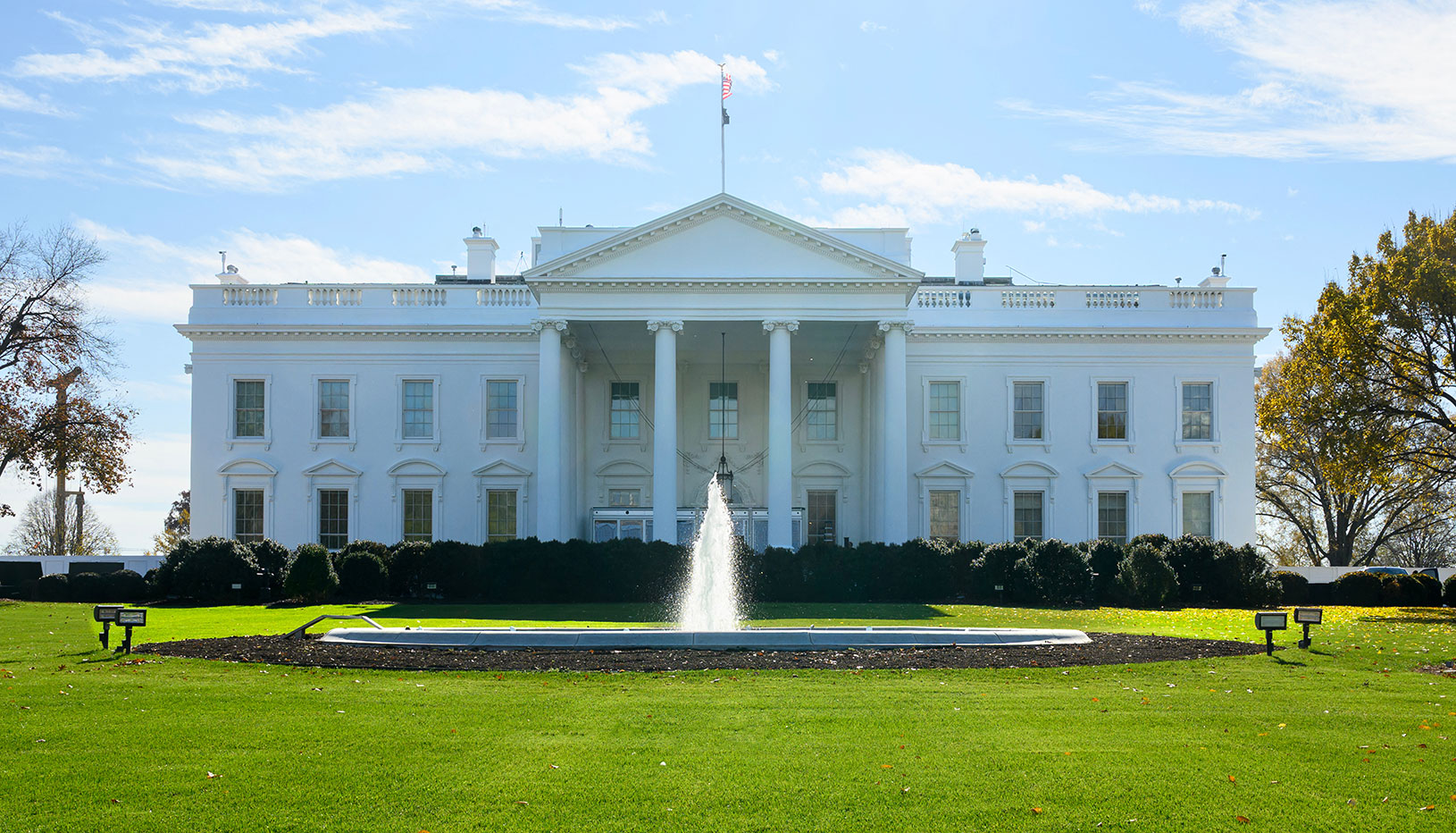 The White House on a sunny day