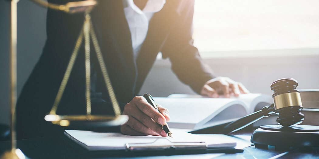 Essential Tips And Advice For Finding The Right Lawyer
