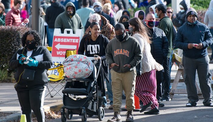 Voters waiting in long lines
