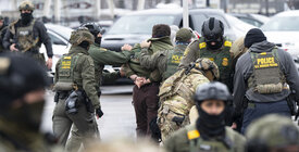 Federal agents on street