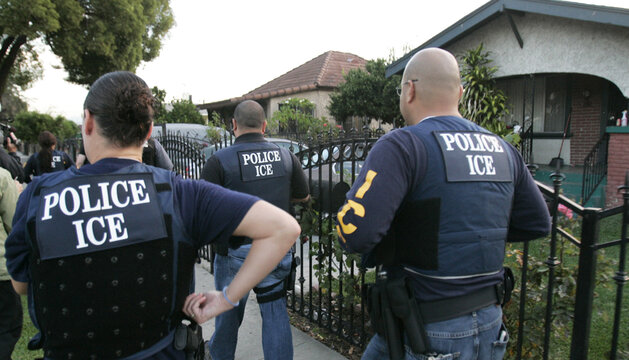 ICE agents