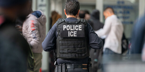 Agente de ICE
