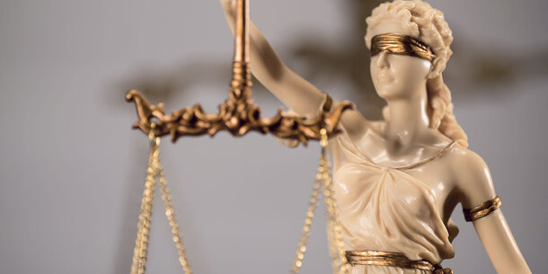statue of justice