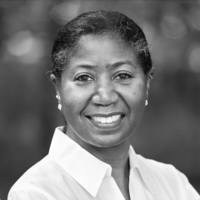 Dianne Rust Headshot