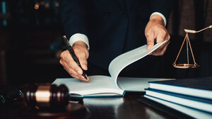 justice judge gavel