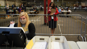 Poll watcher observes poll worker