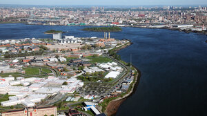 Rikers Island jail facility